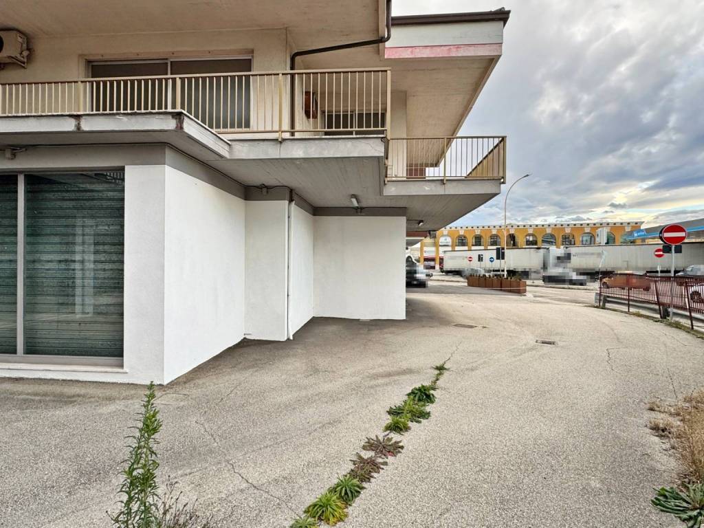 Immobile a Città sant'angelo in Via Saline, 4 - Foto 2