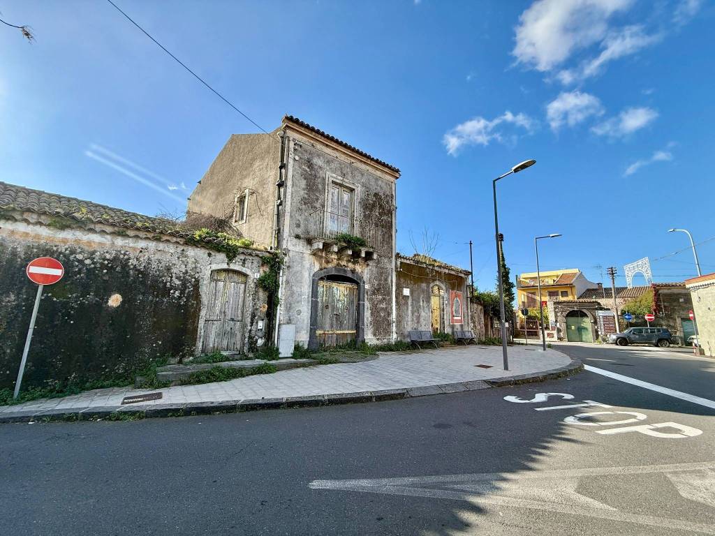 Rustico / casale a Aci bonaccorsi in Piazza Piano Croce, 4 - Foto 2