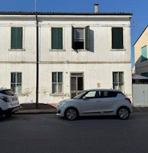 Villetta a schiera a Copparo in Via F. Campanati 28 - Foto 2
