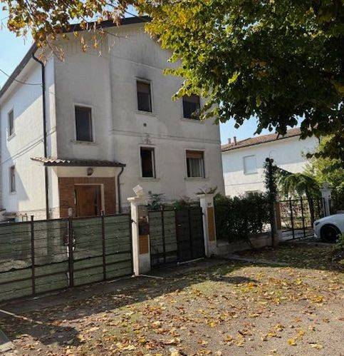 Casa indipendente a Copparo in Viale I. Ricci 97 A - Foto 4