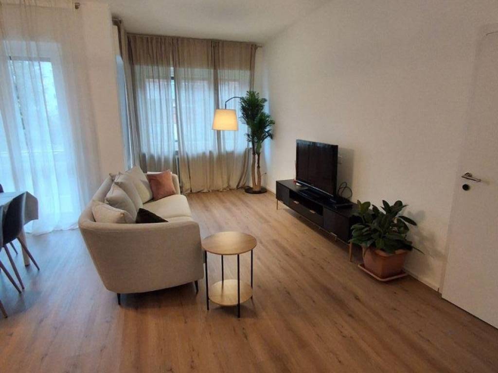 Appartamento a Asti in Via Ugo Foscolo - Foto 3