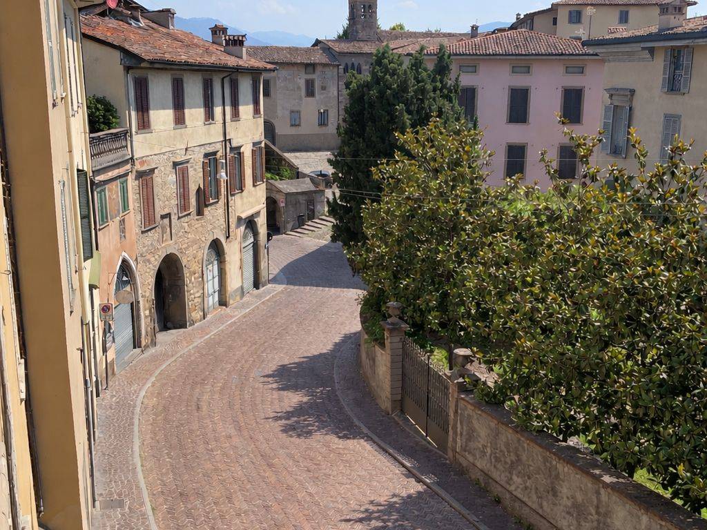 Appartamento a Bergamo in Via Porta Dipinta, 24 - Foto 5