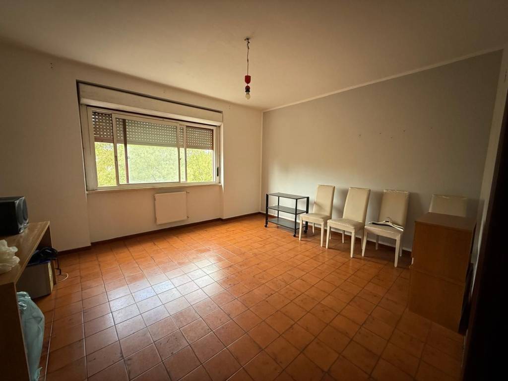 Appartamento a Latina in Via Polonia - Foto 2