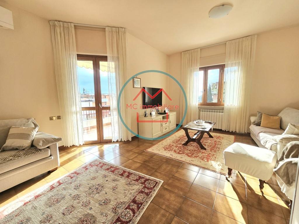 Appartamento a Montecatini-terme in Via Arrigo Boito - Foto 5