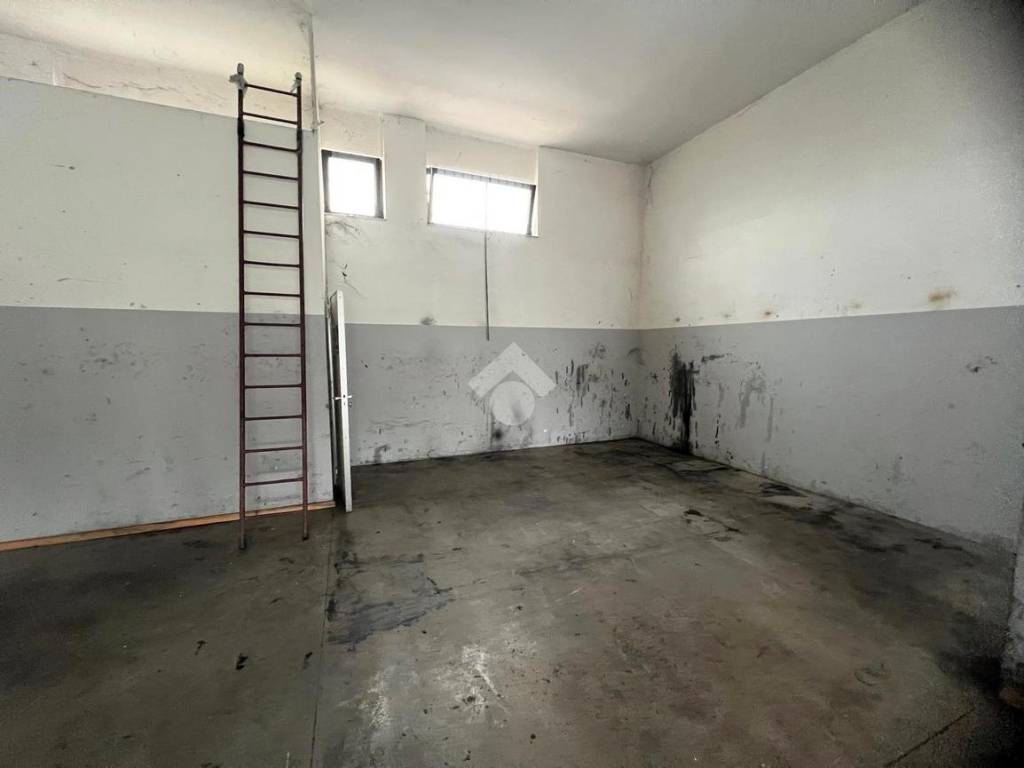 Box / garage a Altamura in VIA SELVA - Foto 4