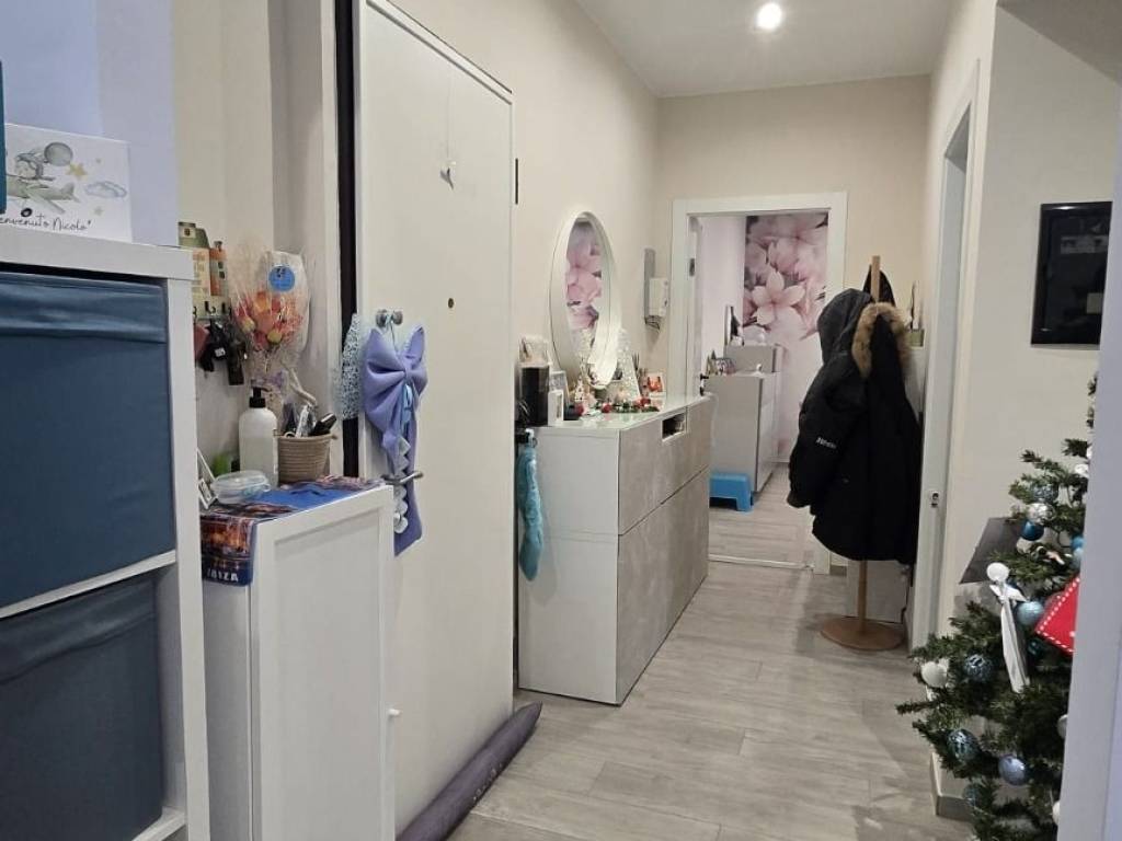 Appartamento a Garbagnate milanese in Via Giuseppe Garibaldi, 203 - Foto 4