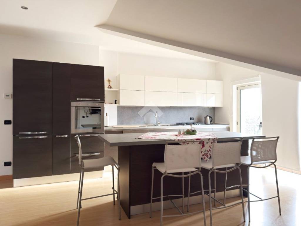 Villa a Ragogna in piazza Piazza IV Novembre, 5 - Foto 3