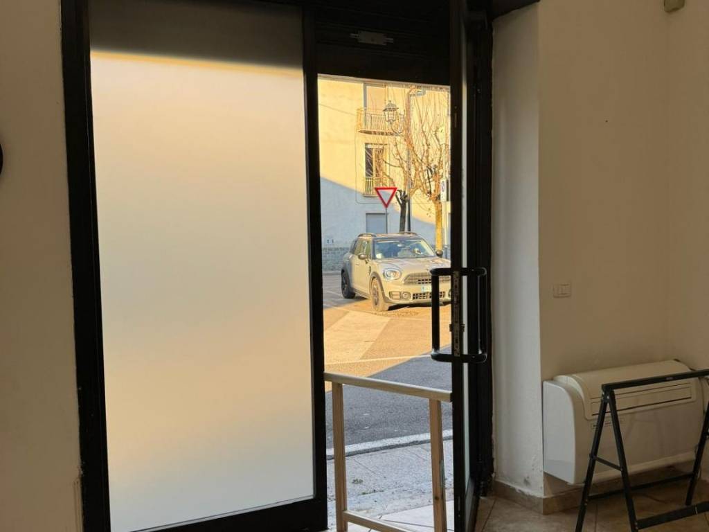 Immobile a Rovello porro in Piazza Alessandro Porro, 9 - Foto 3