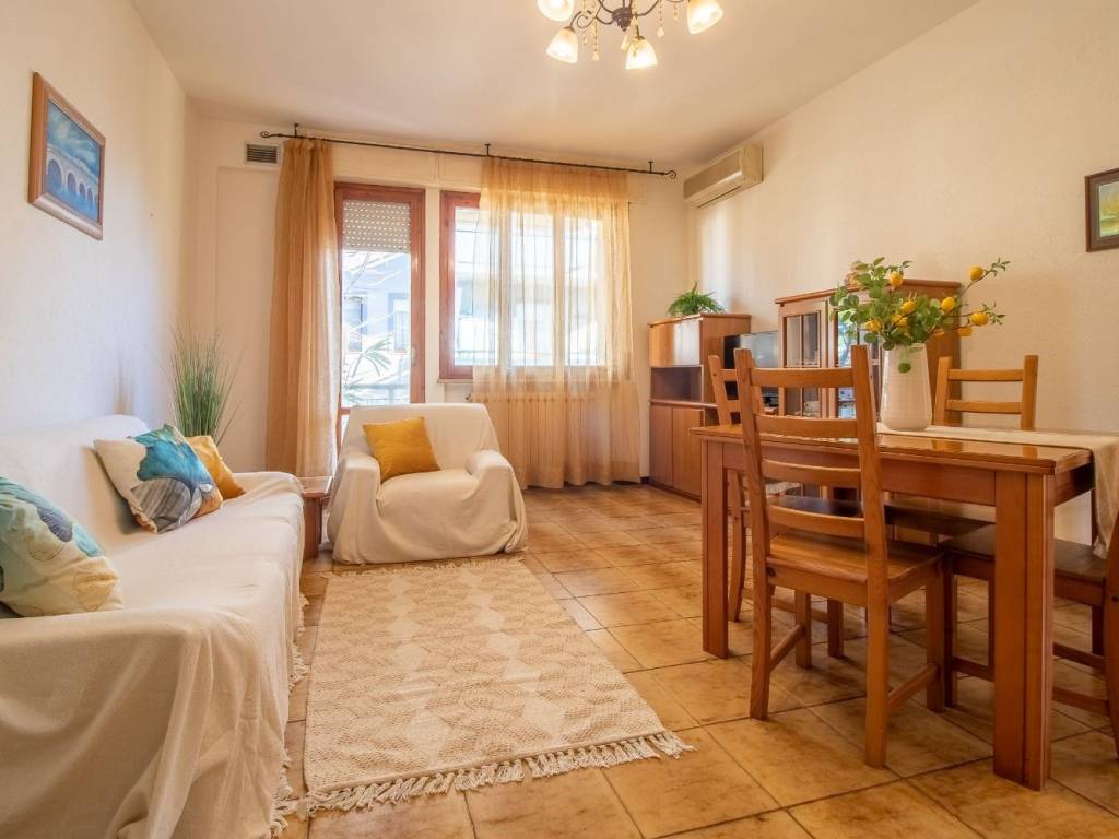 Appartamento a Cattolica in Via G. Detto Kremer Mercatore, 7 - Foto 2