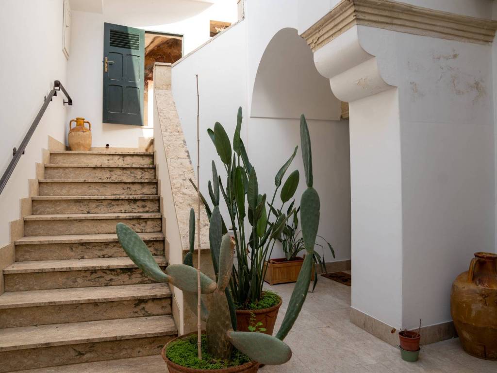 Palazzo / stabile a Copertino in Via Ruggeri - Foto 3