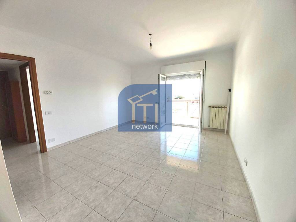 Appartamento a Pomezia in Via Carlo Pisacane - Foto 2
