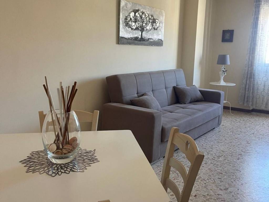 Appartamento a Nettuno in Via Camillo Benso di Cavour, 81 - Foto 2