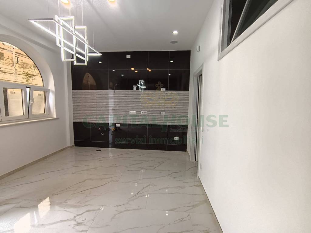 Appartamento a Castel morrone in via Vincenzo Cappiello - Foto 5