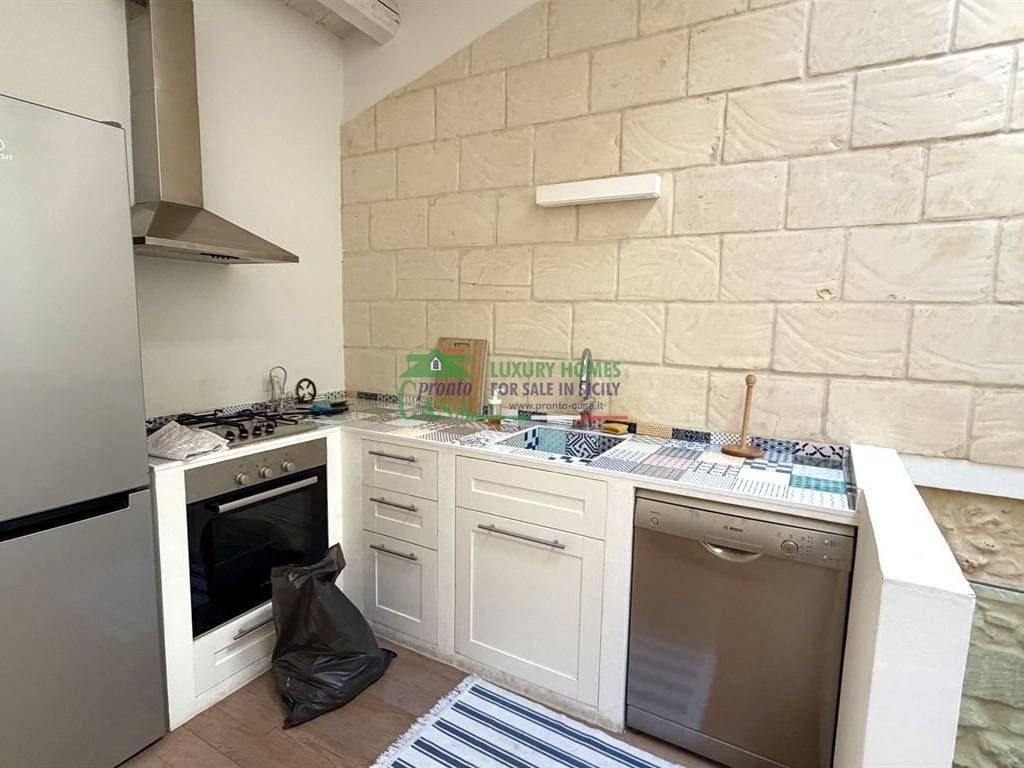 Casa indipendente a Ragusa in VIA RUGGERO SETTIMO - Foto 2