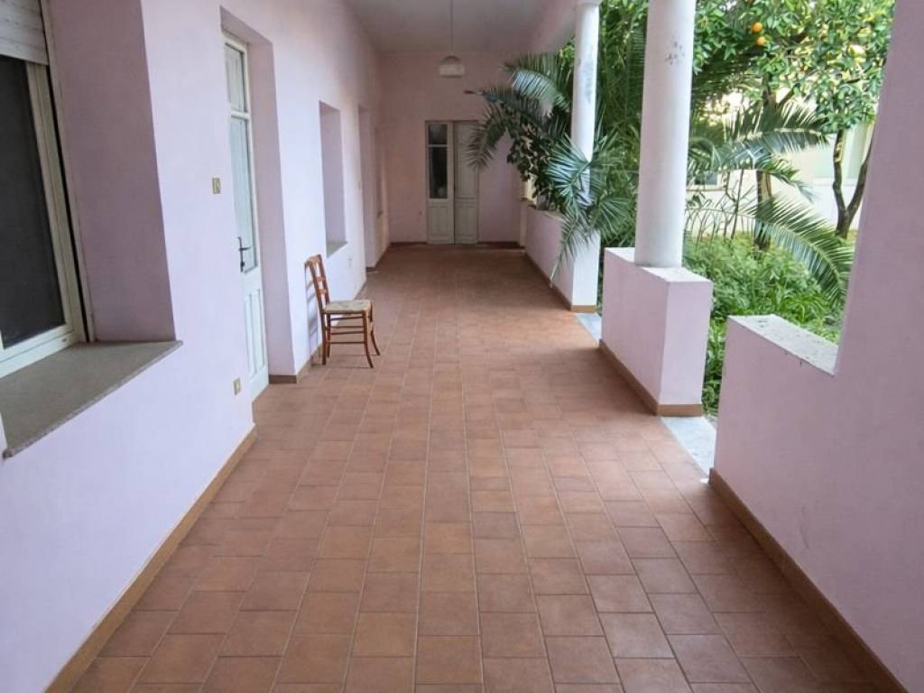 Villa a Monserrato in Via San Sebastiano - Foto 4