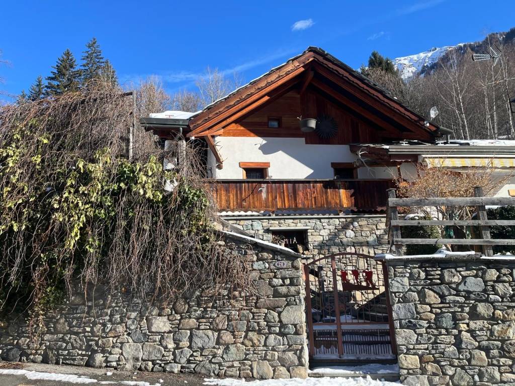 Villa a Courmayeur in Via Regionale, 79 - Foto 4