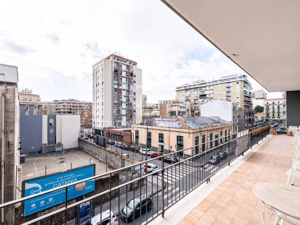Appartamento a Catania in via Pola, 15 - Foto 2