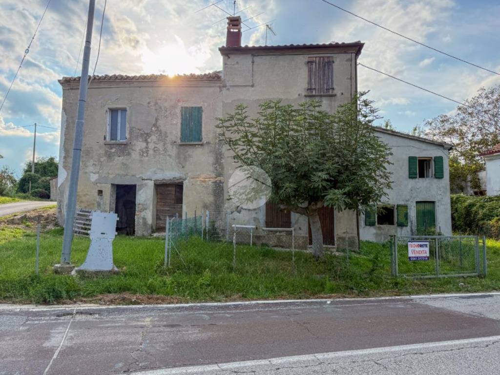 Rustico / casale a Saludecio in Via Rastello - Foto 3