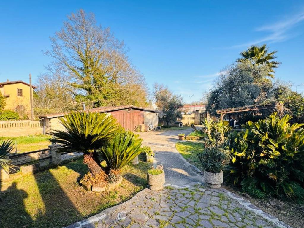 Villa a Bracciano in Via Di Battistella, 1 - Foto 3
