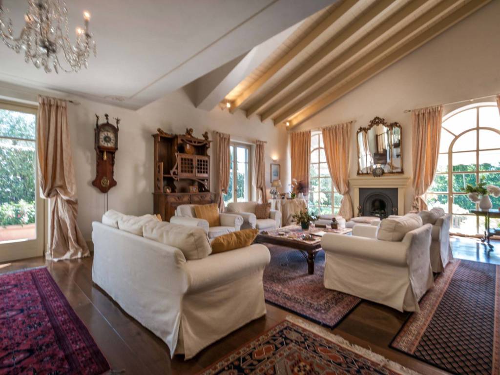 Villa a Besozzo in Via Varese - Foto 2