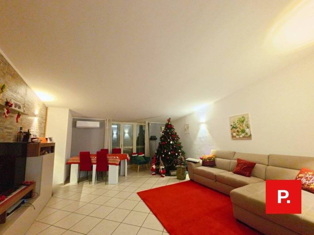 Appartamento a Casapulla in via Maggiore Francesco Peccerillo, 7 - Foto 3