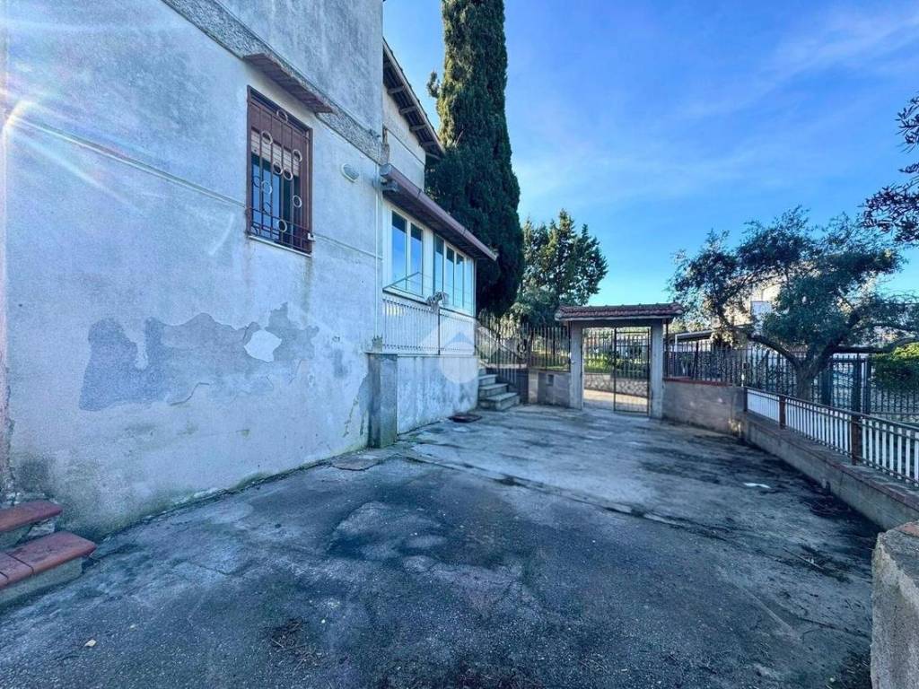 Villa a Casteldaccia in Str. Cozzo Brogna, 46 - Foto 2