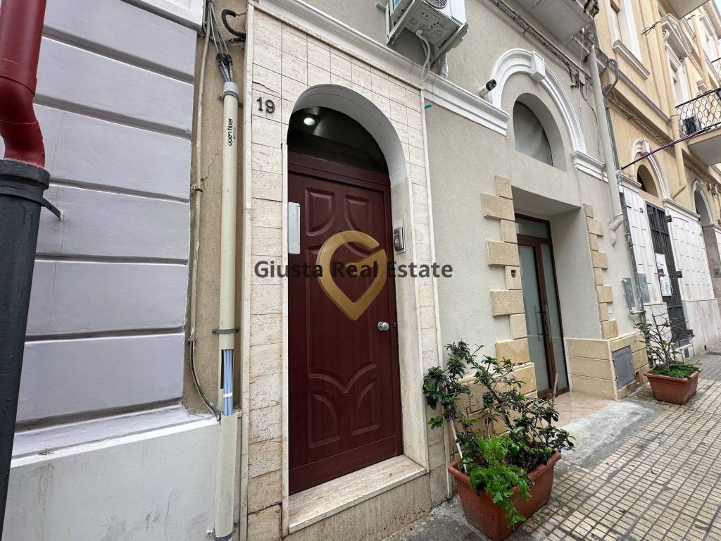 Appartamento a Brindisi in Via Palestro, 19 - Foto 2