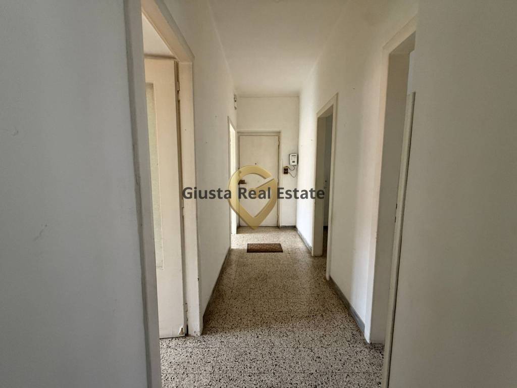 Appartamento a Brindisi in PIAZZA NICCOLò TOMMASEO, 4 - Foto 5