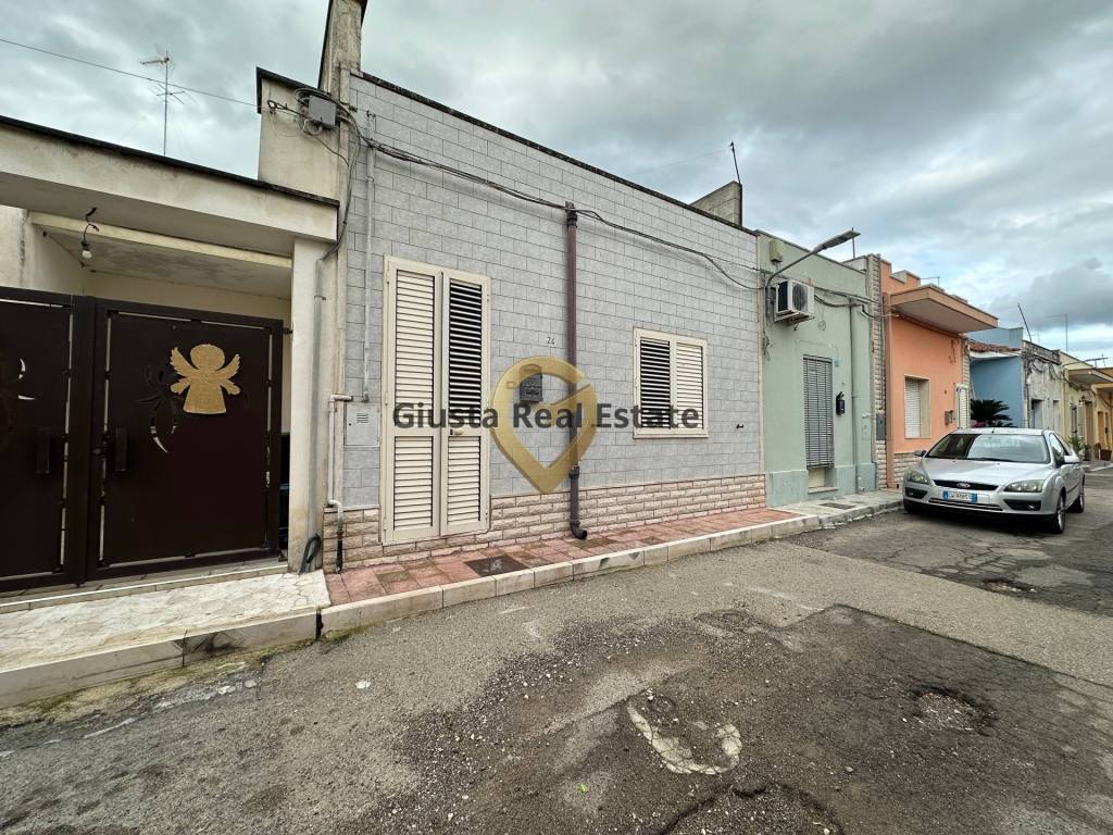 Casa indipendente a San pietro vernotico in Via Giuseppe di Vittorio, 24 - Foto 2