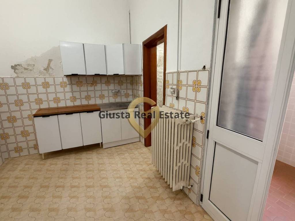 Casa indipendente a Latiano in via ippolito, 7 - Foto 5