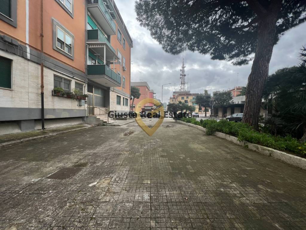 Appartamento a Brindisi in Via Santa Maria Ausiliatrice, 27 - Foto 2