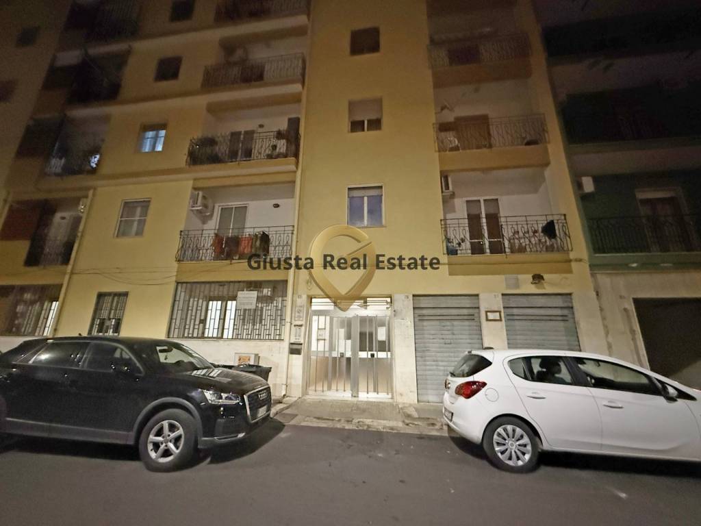 Appartamento a Brindisi in Via Fratelli cervi, 19 - Foto 2