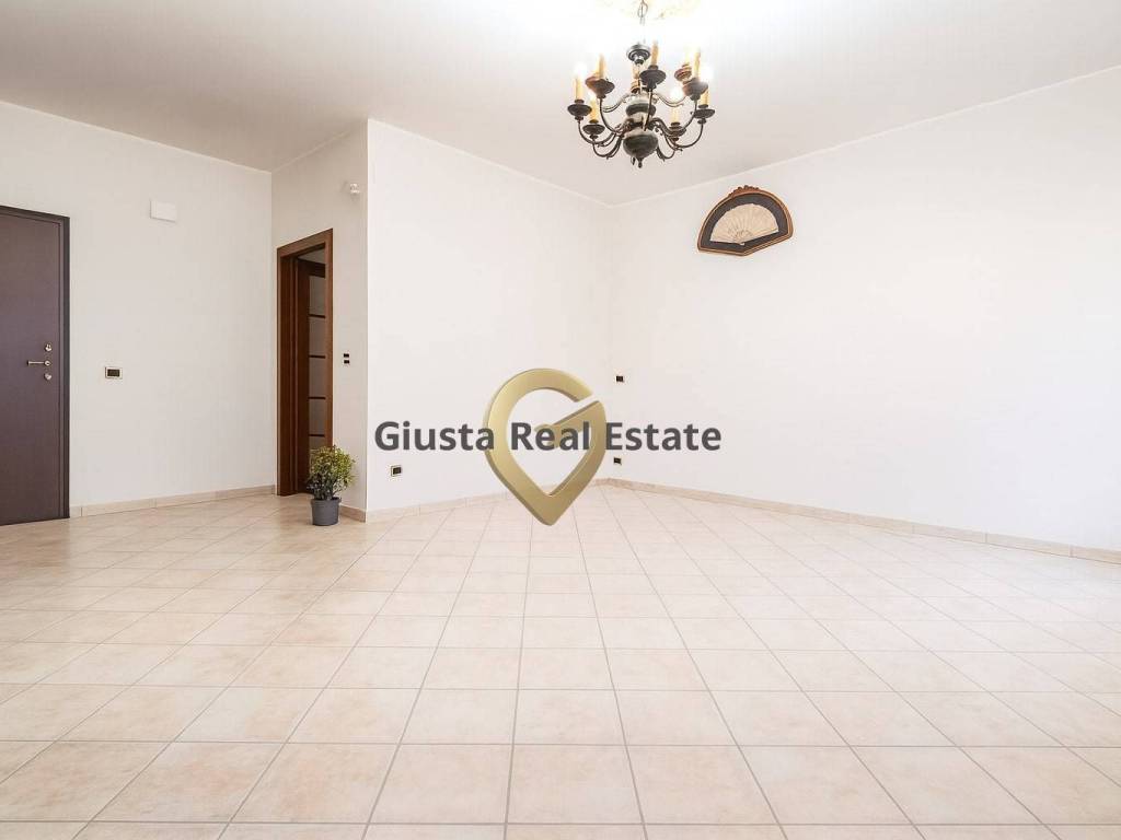 Appartamento a Brindisi in Via Taranto, 78 - Foto 2