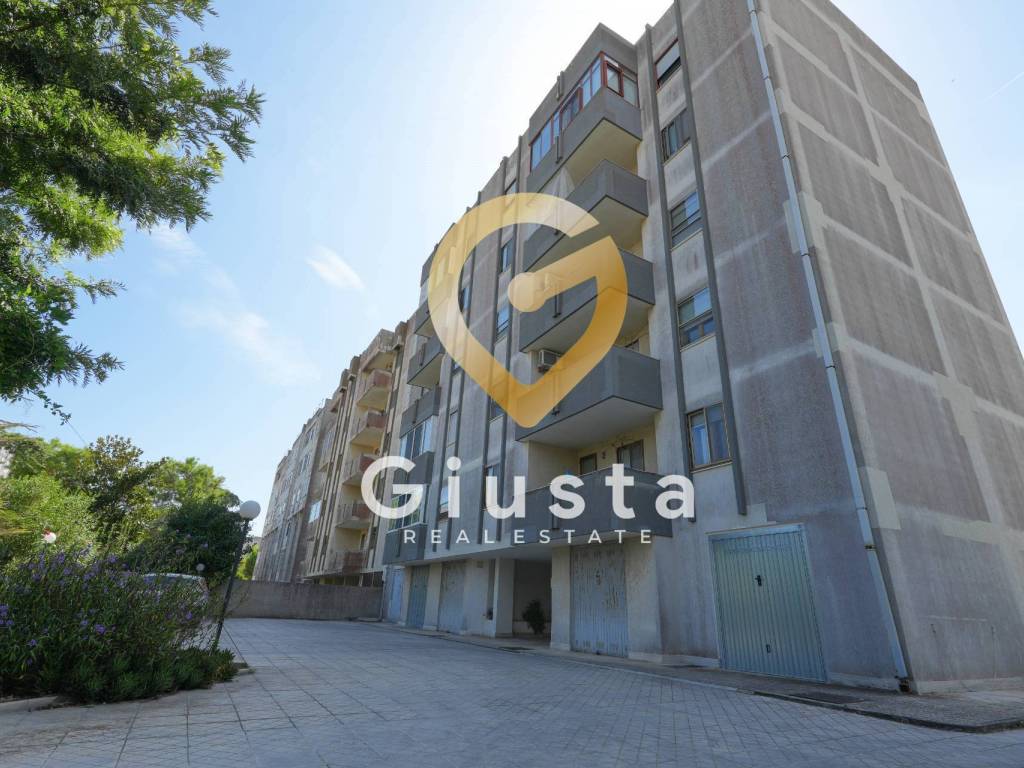 Appartamento a Brindisi in Via Leonardo da Vinci, 28 - Foto 2