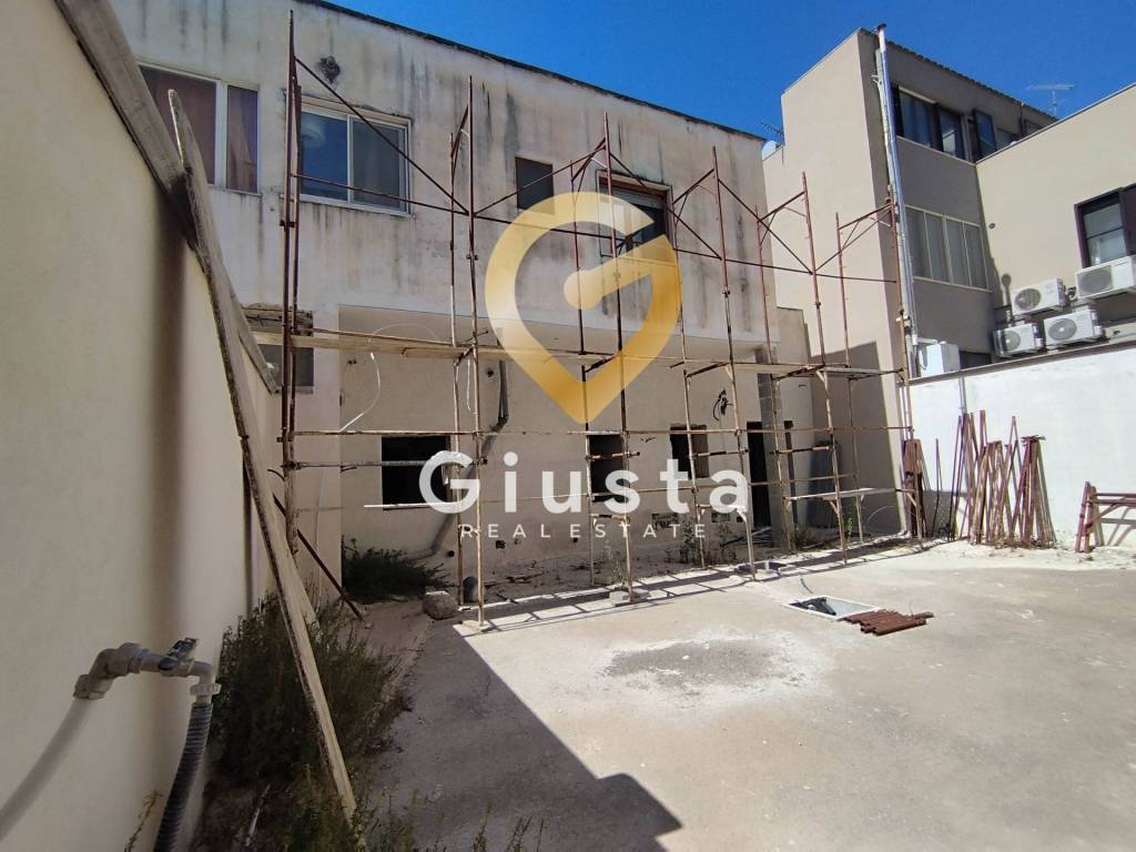 Casa indipendente a Brindisi in Via Mecenate, 51 - Foto 5