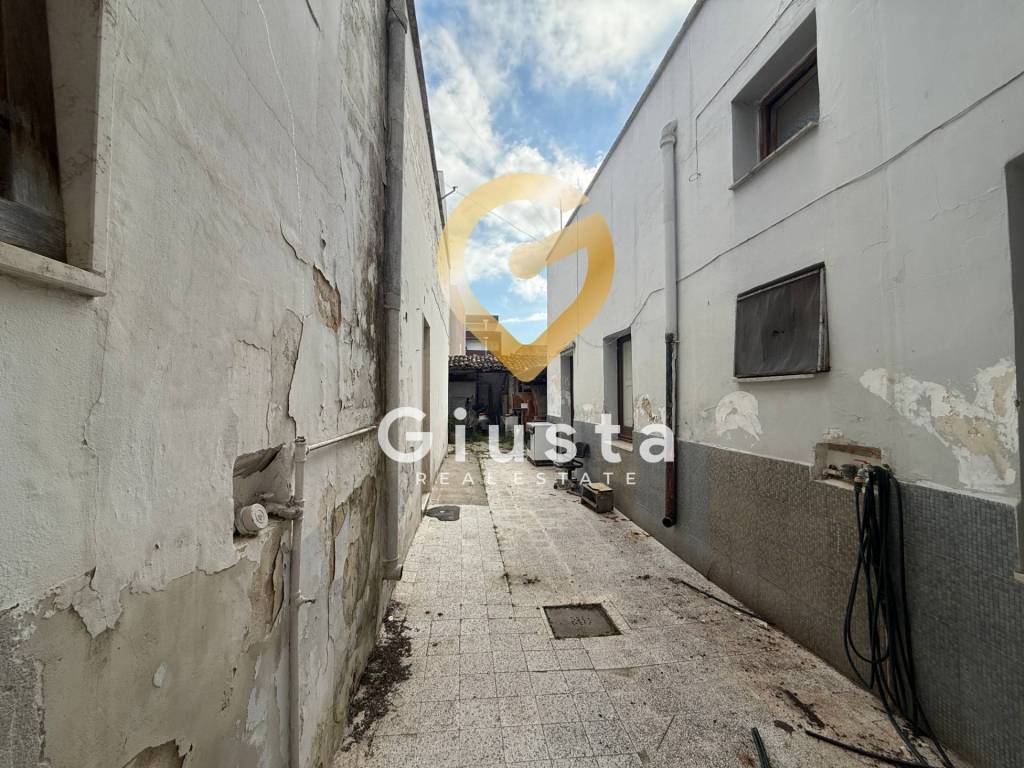 Casa indipendente a Brindisi in Via Adamello, 4 - Foto 3