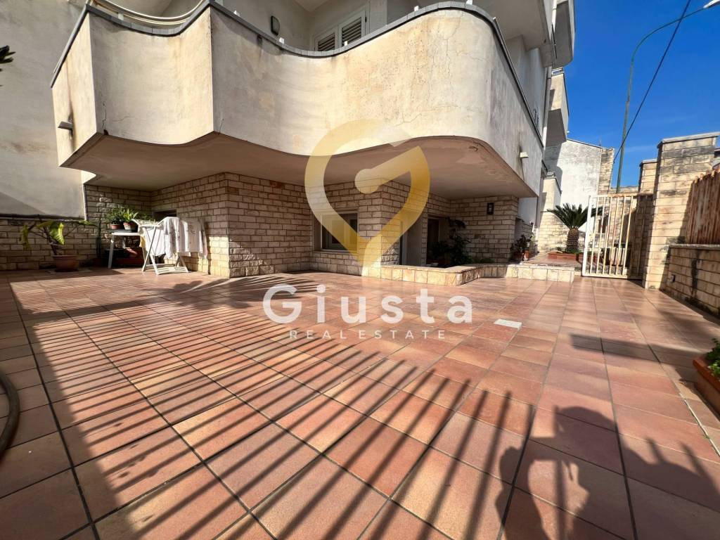 Appartamento a Manduria in Via Specchiarica, 12 - Foto 2