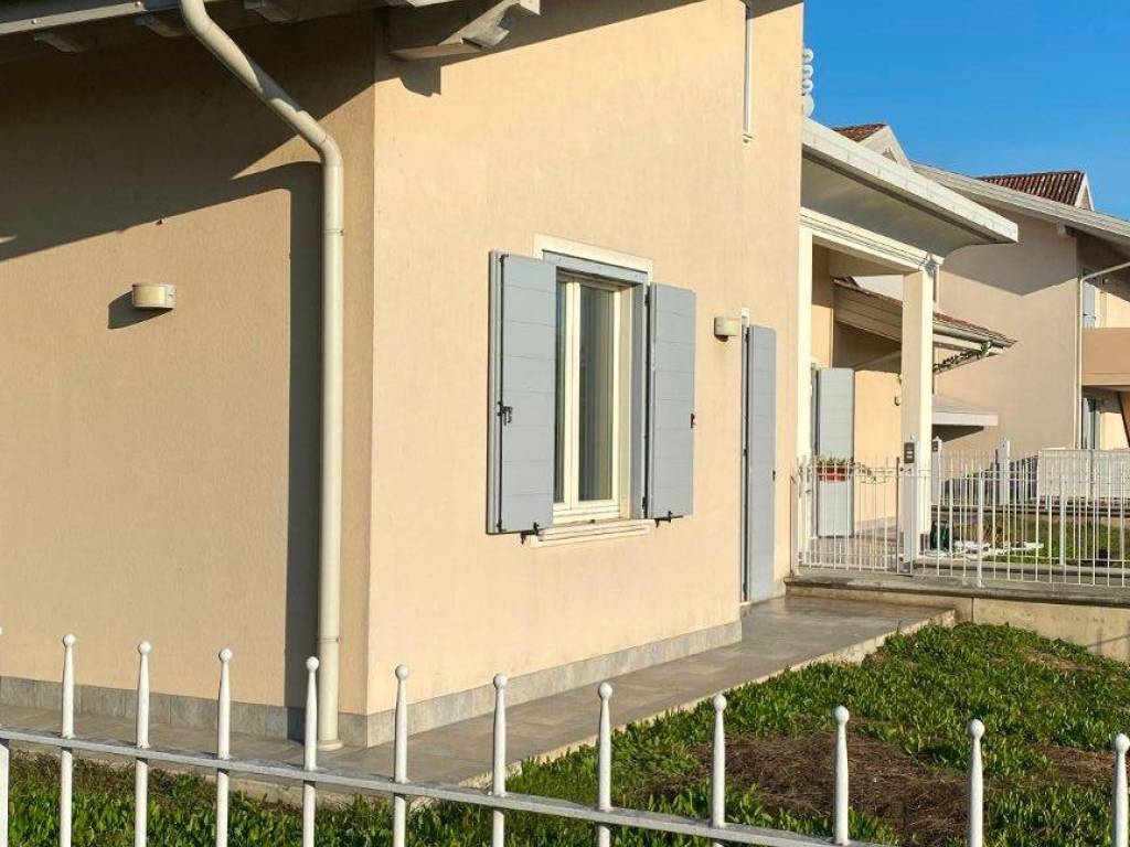 Villa a Azzano mella in Via Caduti sul Lavoro, 1 - Foto 5