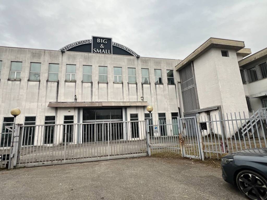 Immobile a Cernusco sul naviglio in Via Achille Grandi, 2 - Foto 5