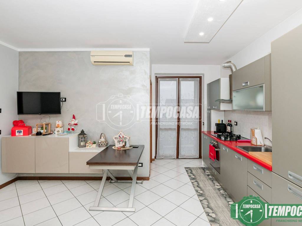 Appartamento a Castiraga vidardo in Via Salvo D'Acquisto, Vidardo 13 - Foto 3