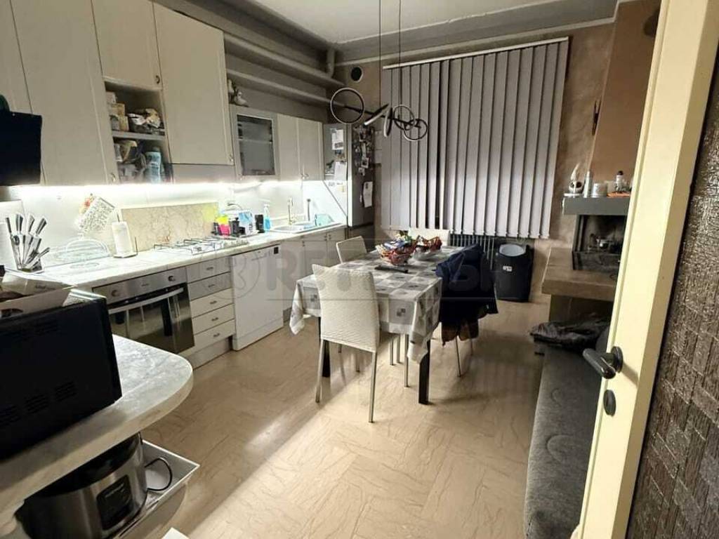 Appartamento a Montecchio maggiore in Via Emilia - Foto 2