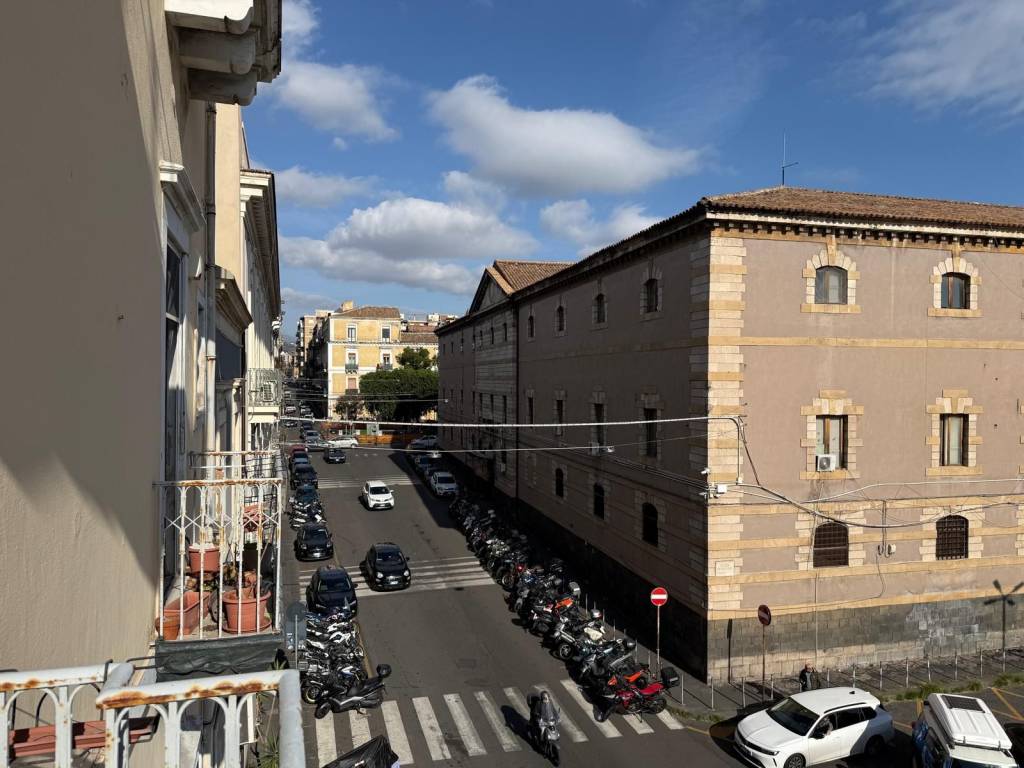 Appartamento a Catania in Via Monsignor Ventimiglia - Foto 2