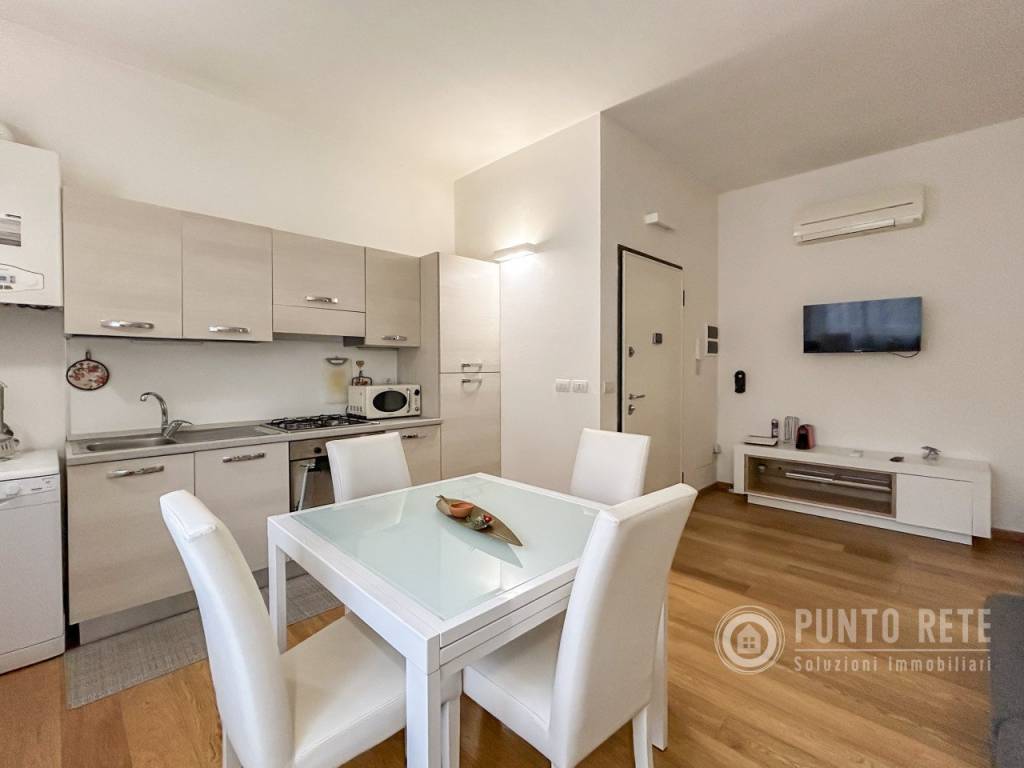 Appartamento a Verona in Via Luigi Bonzanini - Foto 3