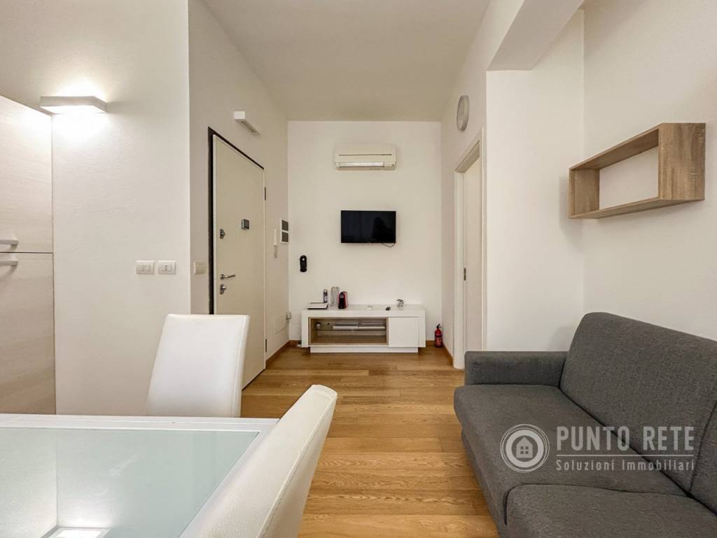 Appartamento a Verona in Via Luigi Bonzanini - Foto 4