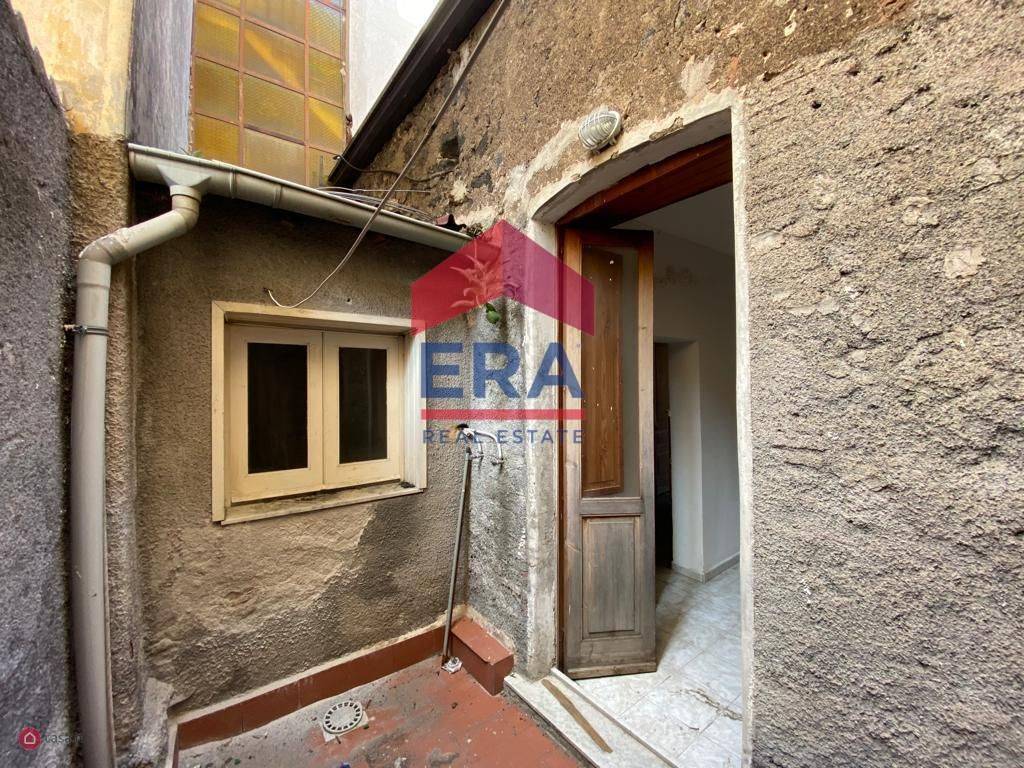 Casa indipendente a Catania in Via Edmondo De Amicis - Foto 2