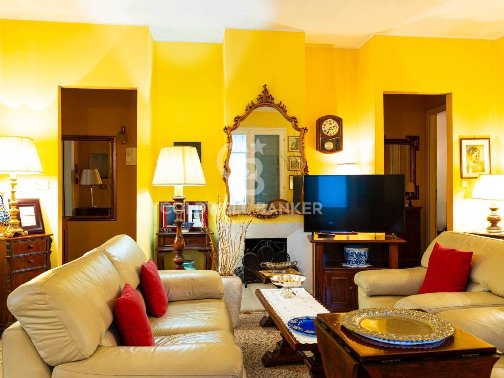 Villa a Castelnuovo rangone in via Farini - Foto 4