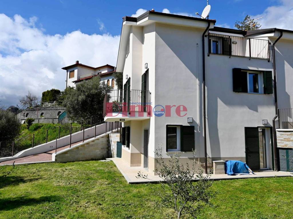 Villa a Albissola marina in Via Pittalodola, 11 - Foto 2