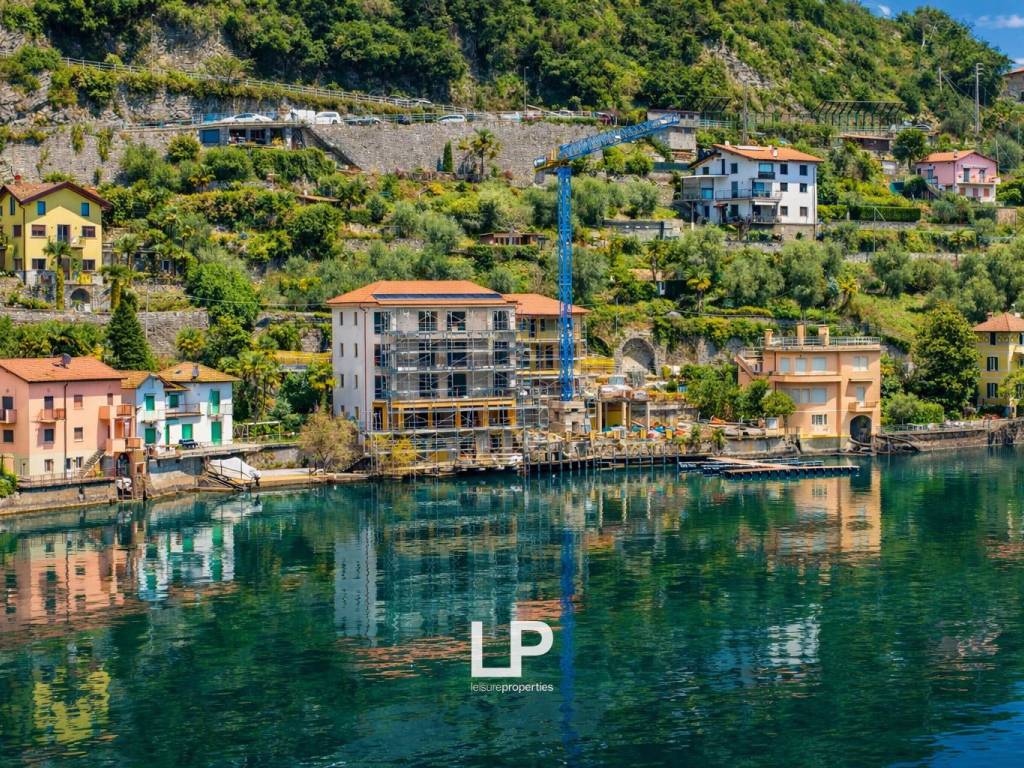 Appartamento a Valsolda in Via Caravello, 135 - Foto 2