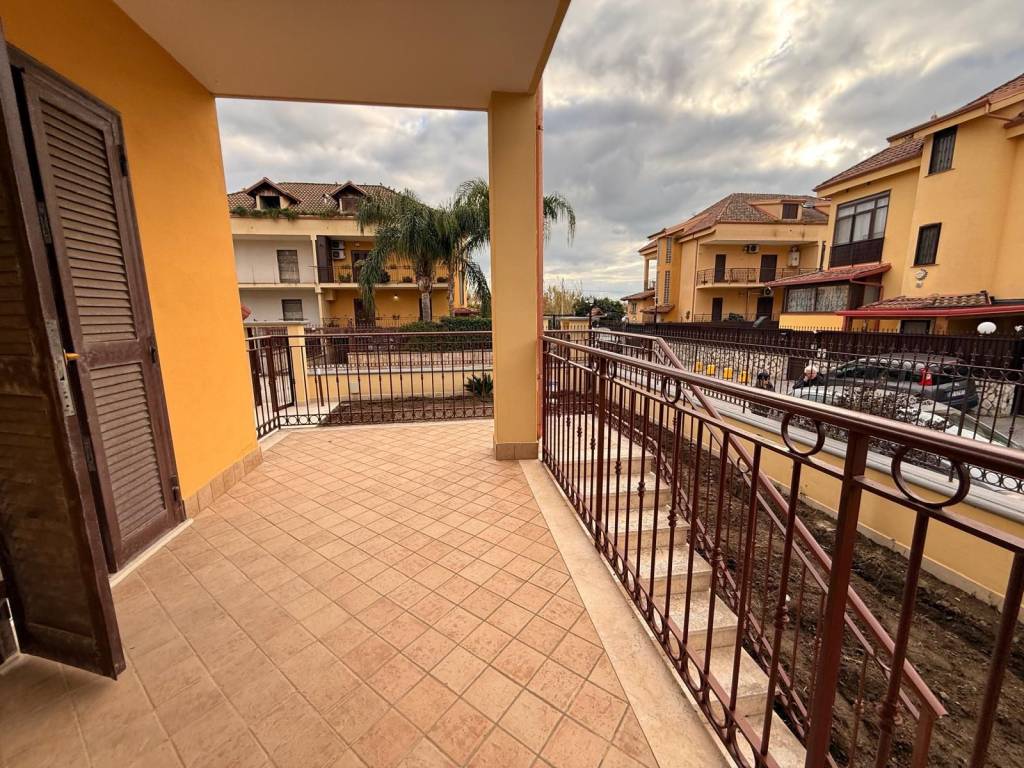 Villa a Giugliano in campania in Via Ripuaria - Foto 4