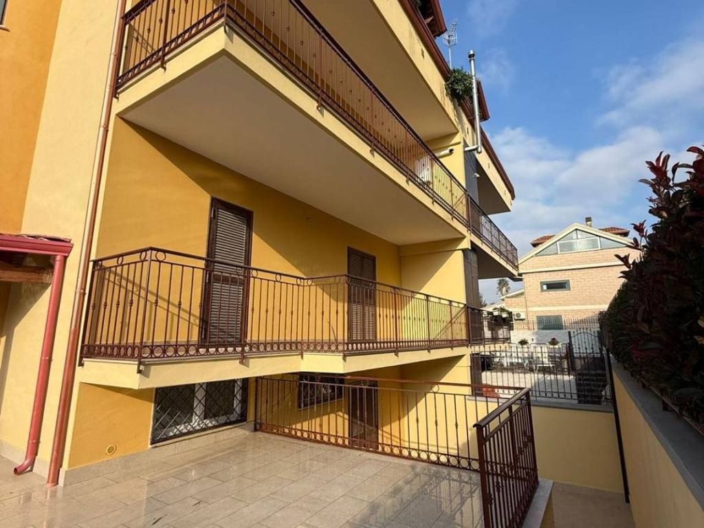 Villa a Giugliano in campania in Via Ripuaria - Foto 5